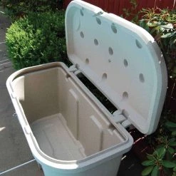 WEST MARINE Dock and Patio Box