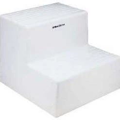 WEST MARINE Polyethylene Dock Steps